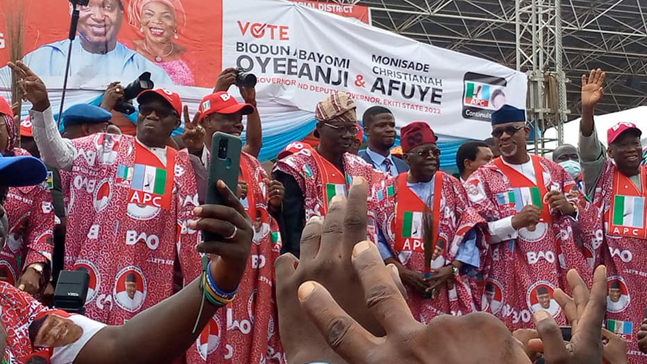 VIDEO: Drama as Fayemi introduces Gov Abiodun as ‘Eleyi of Ogun State’