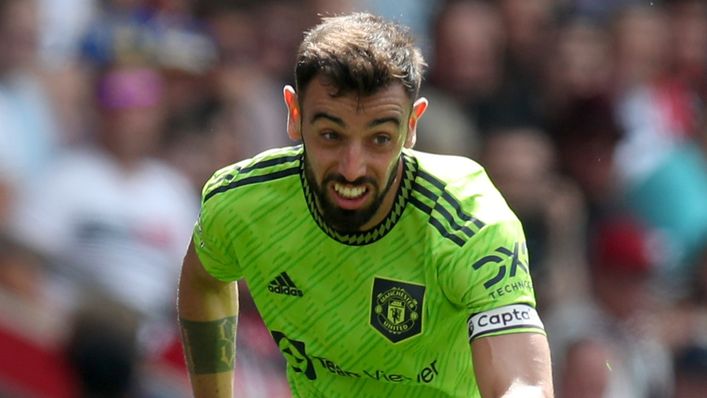 EPL: Bruno Fernandes helps Manchester United beat Southampton 1-0