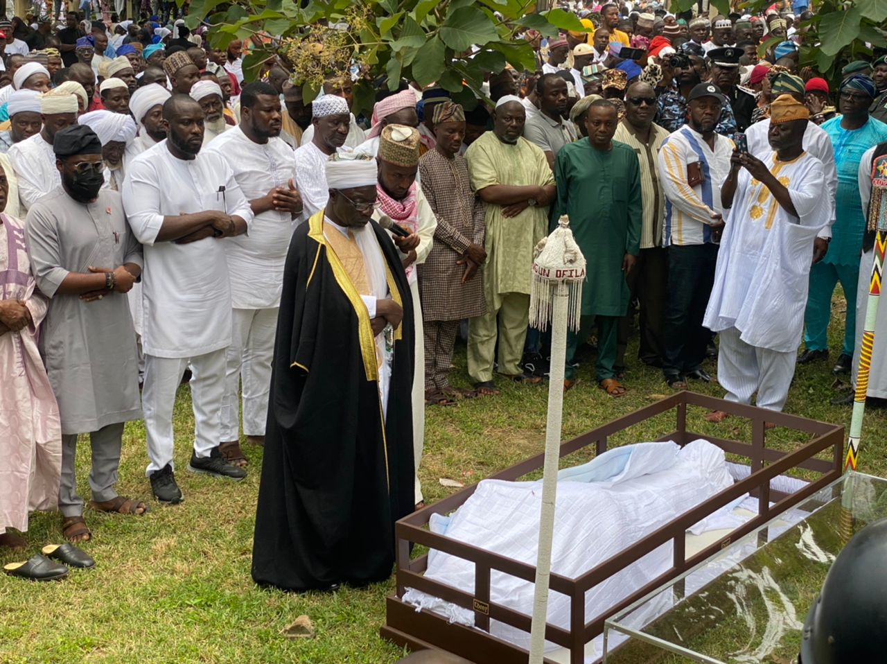 Burial photos of ex-IGP, Tafa Balogun