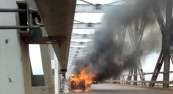 Fully loaded bus catches fire on Niger bridge