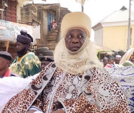 Emir bans pictures, video shootings at Central Mosque