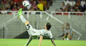 Messi scores acrobatic goal as PSG trash Clermont Foot 5-0