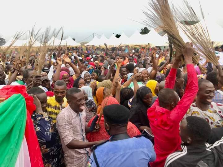 Over 10,000 APC members join PDP in Benue
