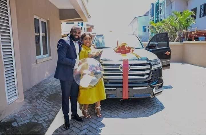 Mercy Chinwo’s husband gifts her SUV on birthday (Photos)