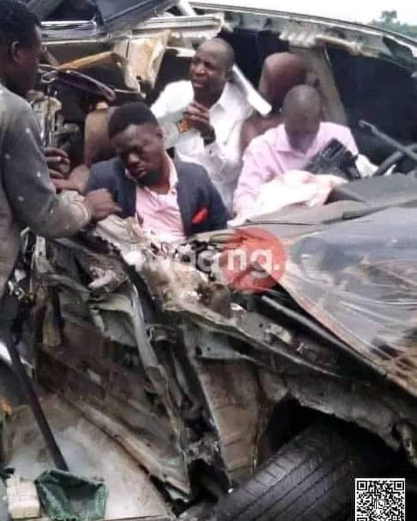 Dunsin Oyekan reacts after surviving ghastly accident along Lagos-Ibadan expressway