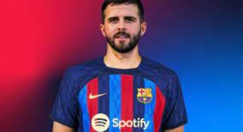 Pjanic departs Barcelona, joins Sharjah FC