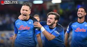 Zielinski scores twice as Napoli thrash Liverpool in Champions League opener