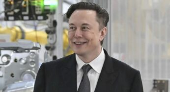 Elon Musk takes over Twitter, sacks top executives