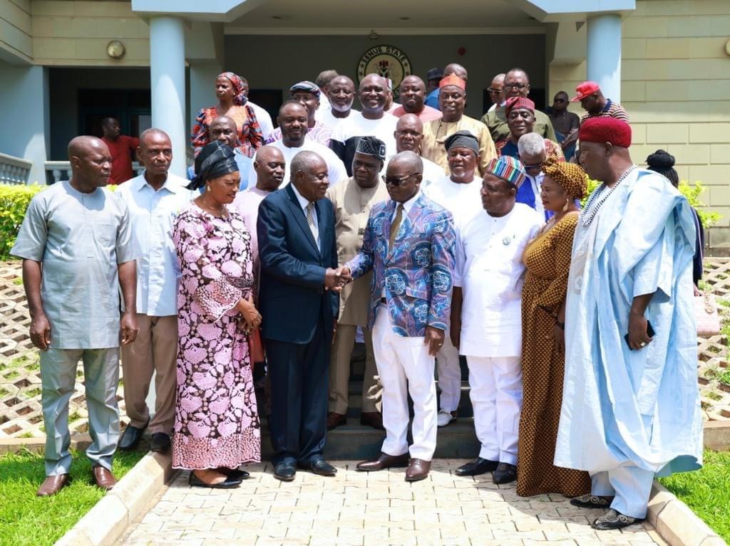 Ortom swears-in new Governing Council Chairman for COE Oju