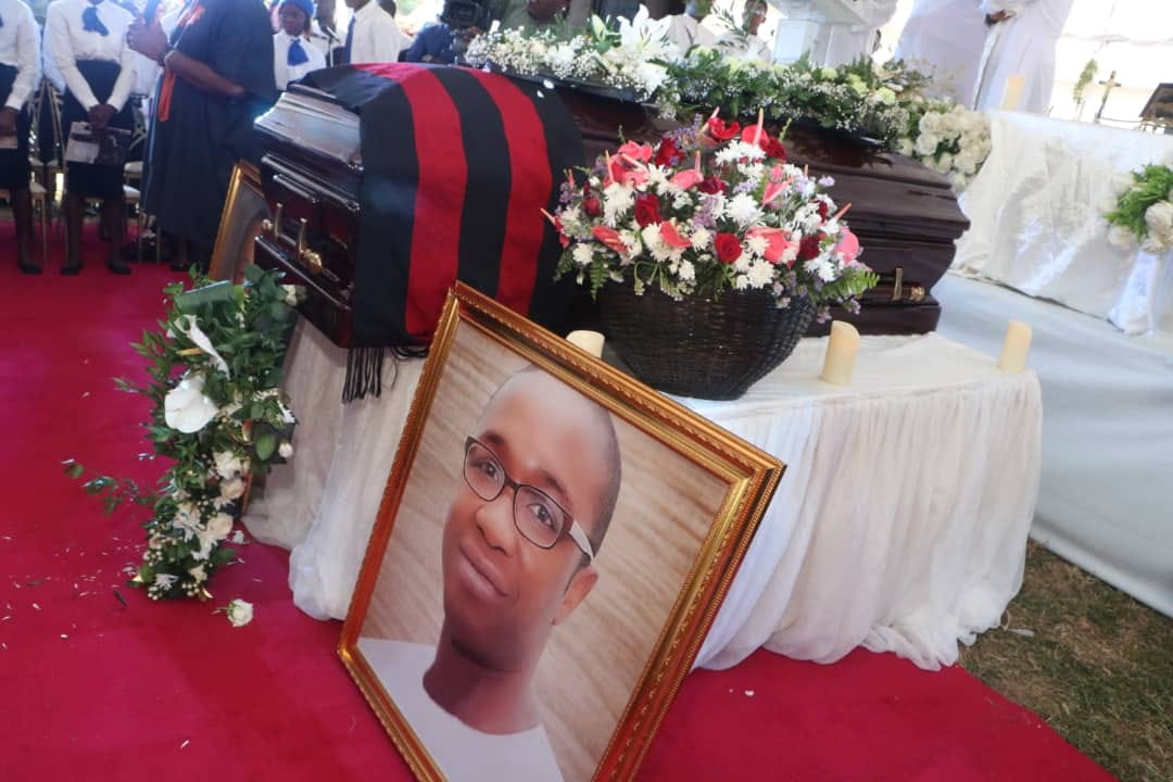 Photos from the burial of Tunde David Mark