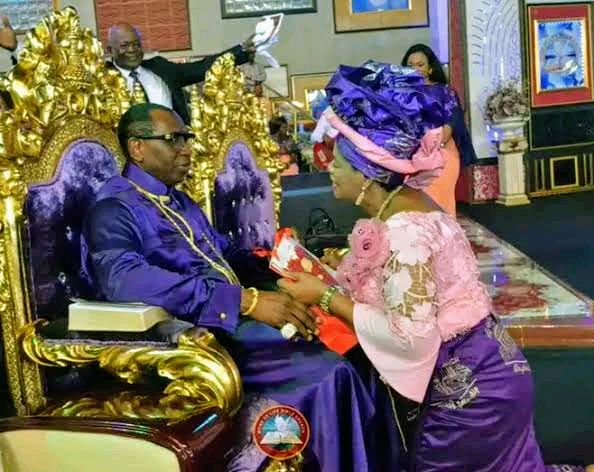 Ex CAN president, Ayo Oritsejafor divorces wife after 25-years marriage over infidelity