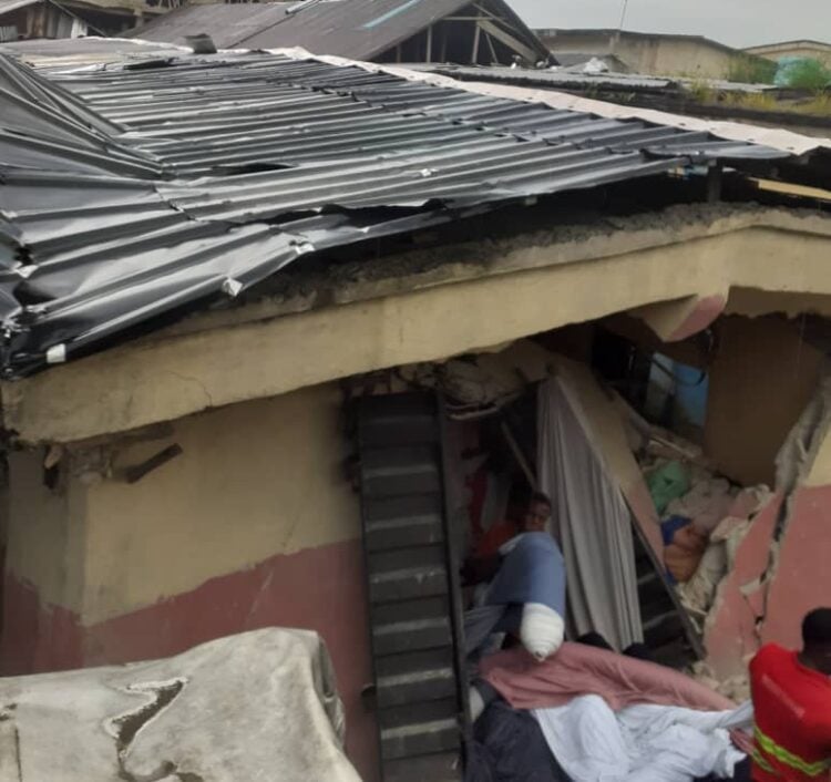 BREAKING: Shops collapse on traders, customers in Abia Market