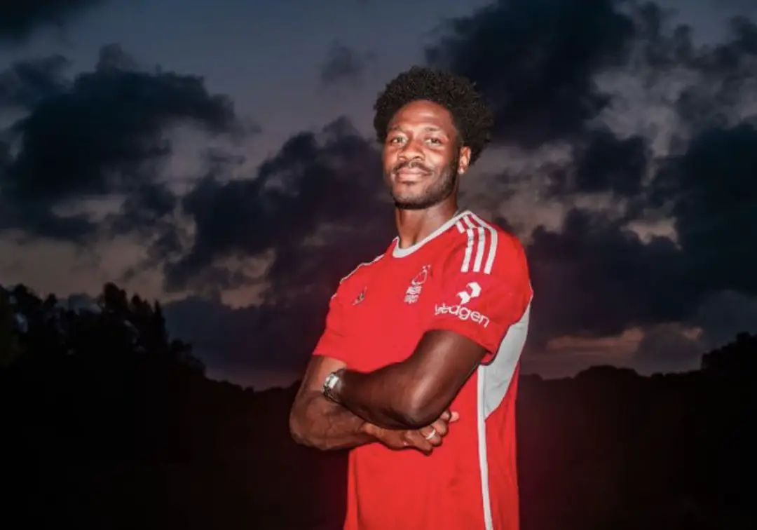 Official: Ola Aina signs for Nottingham Forest