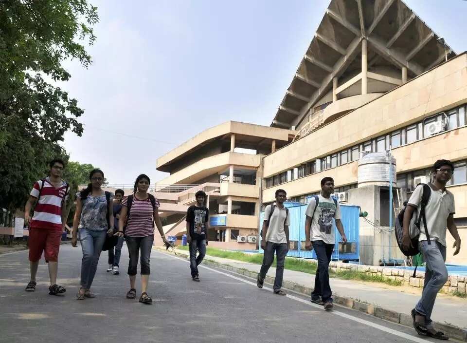 Top 10 cheap and affordable universities in India for international students