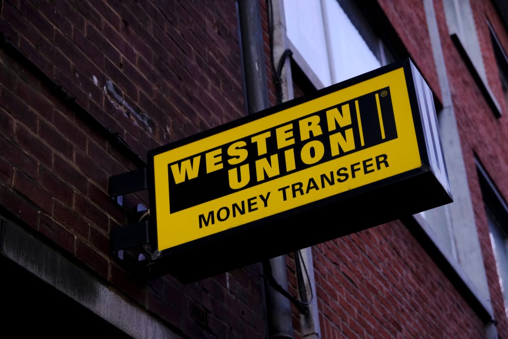 How to receive money from abroad through Western Union