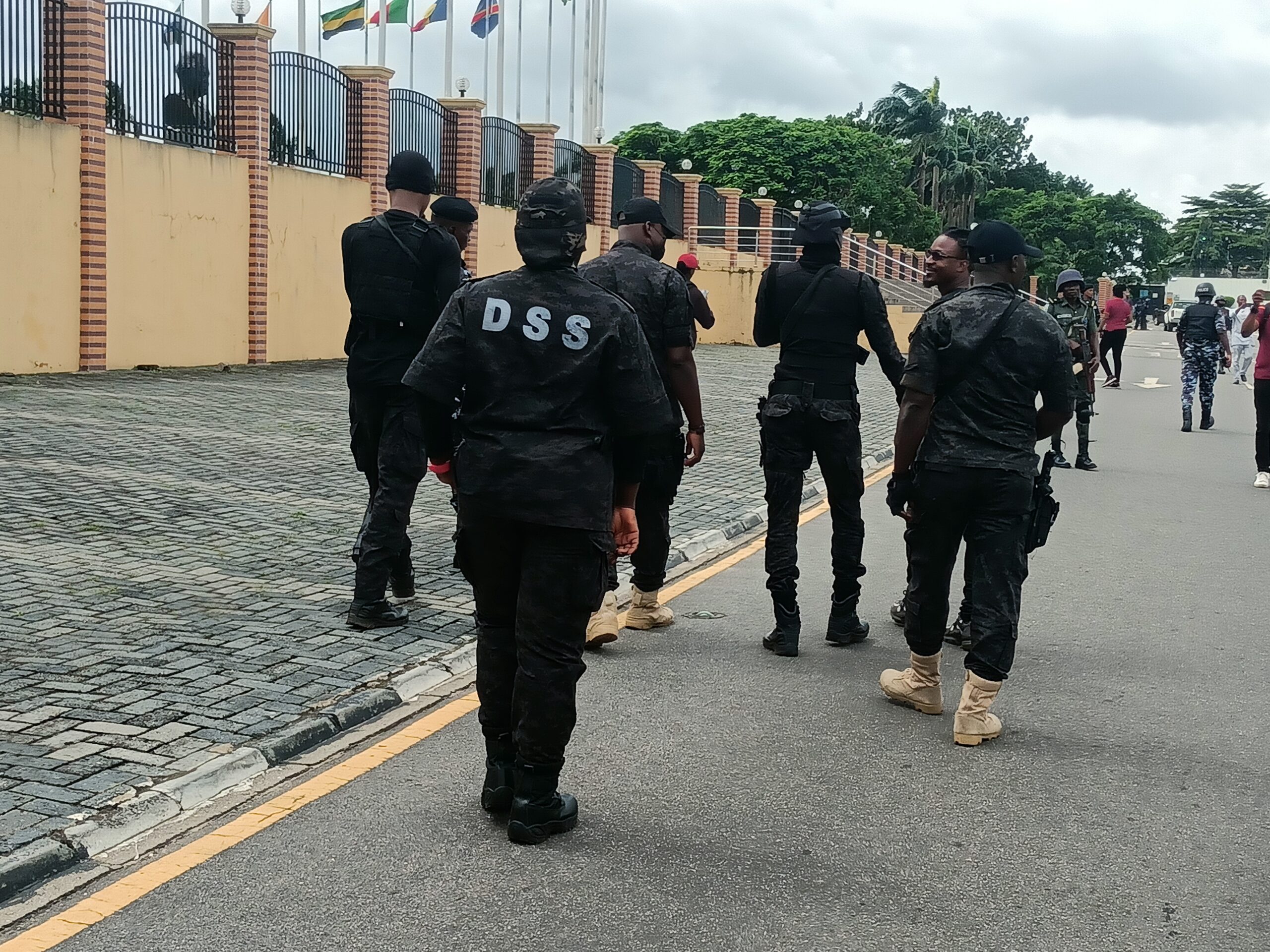 DSS operatives arrive as protesters swarm Lagos Assembly