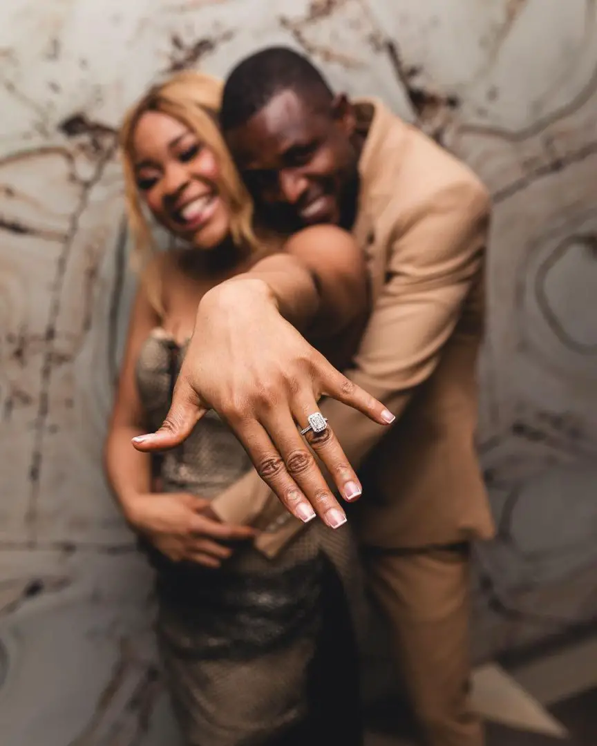 Super Eagles star, Onyeka proposes to girlfriend