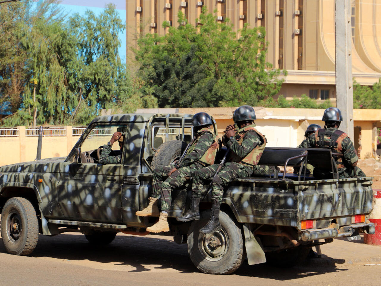 Suspected Jihadists kill 12 soldiers in Niger