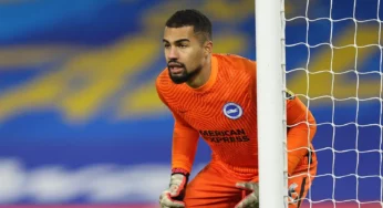 Chelsea reach agreement to sign Brighton goalkeeper Robert Sanchez