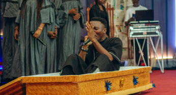 Funeral service: Gospel singer, Samuel Oguche arrives stage in a coffin (Photos)