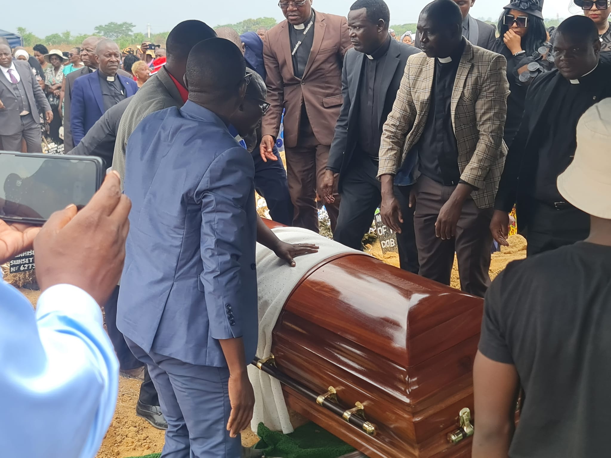 Oscar Mukahanana: Photos from burial of Reverend who committed suicide over leaked WhatsApp Audio