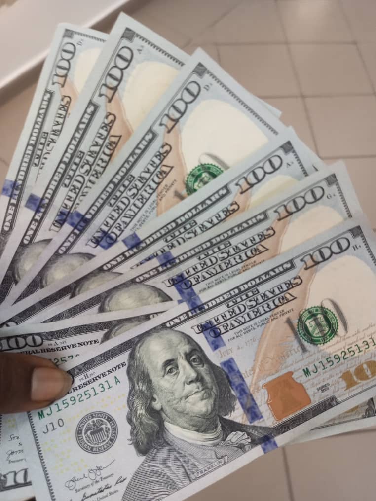 Black market Dollar to Naira exchange rate today 5th January 2024