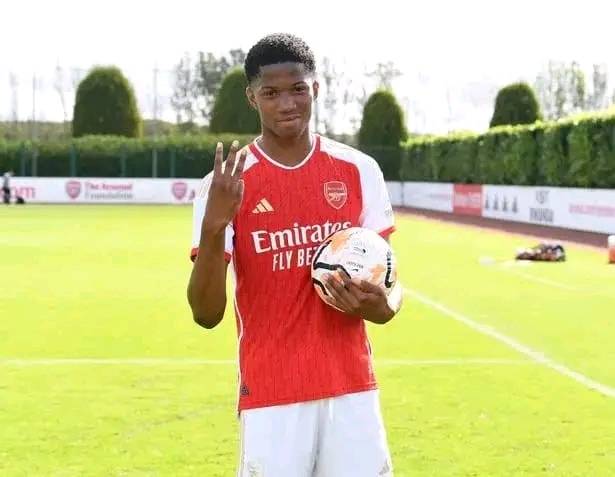 Chido Obi-Martin: Nigeria-born Arsenal reenager scores 10 goals against Liverpool U16s