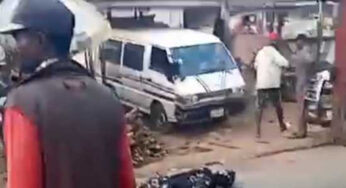 BREAKING: Two policemen killed as gunmen attack Chris Uba’s convoy in Anambra