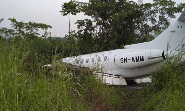 BREAKING: Private jet crash-lands in Ibadan with 10 onboard