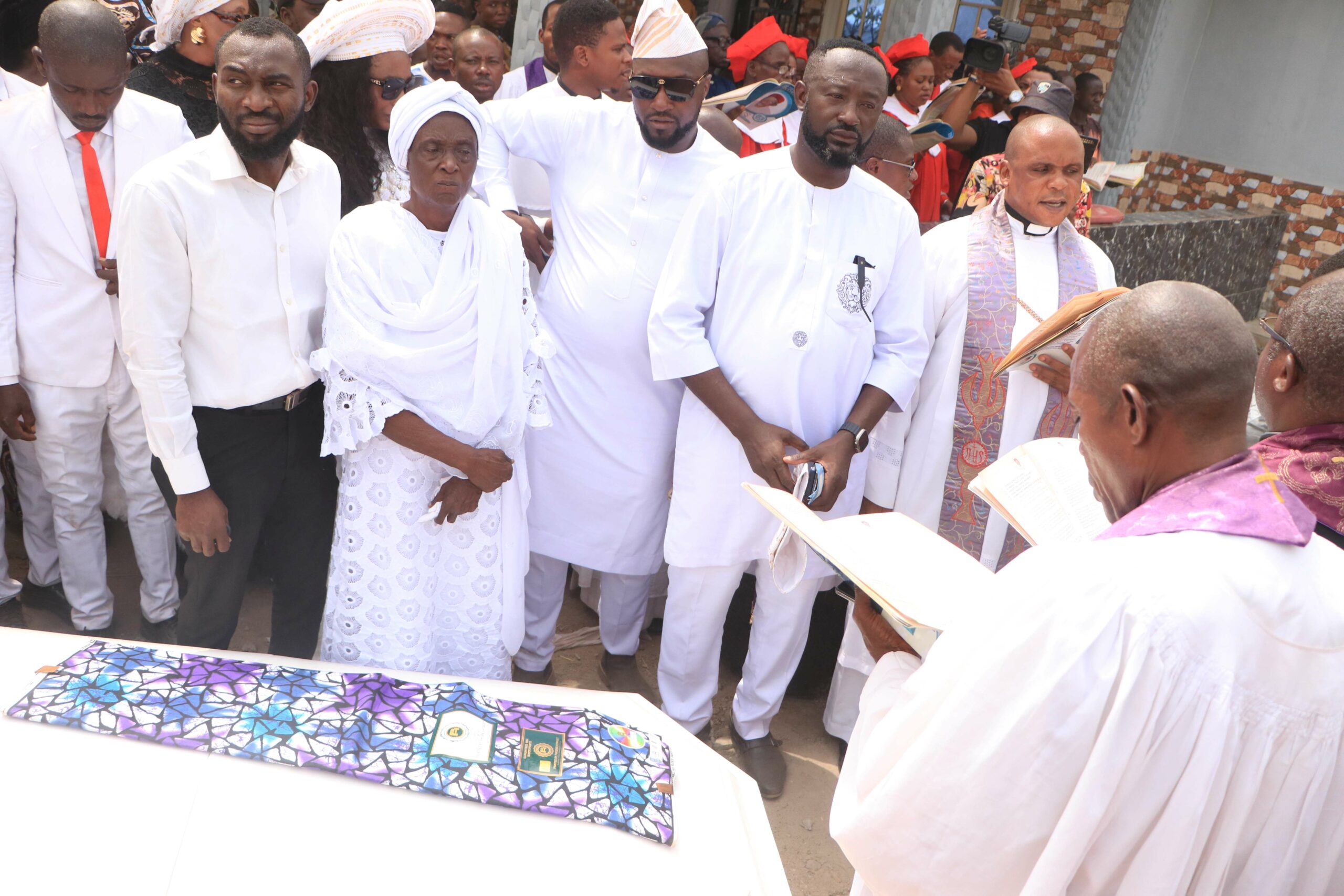 David Mark, Ortom, Moro, Ochoga, others pay tributes as James Oche’s father is laid to rest