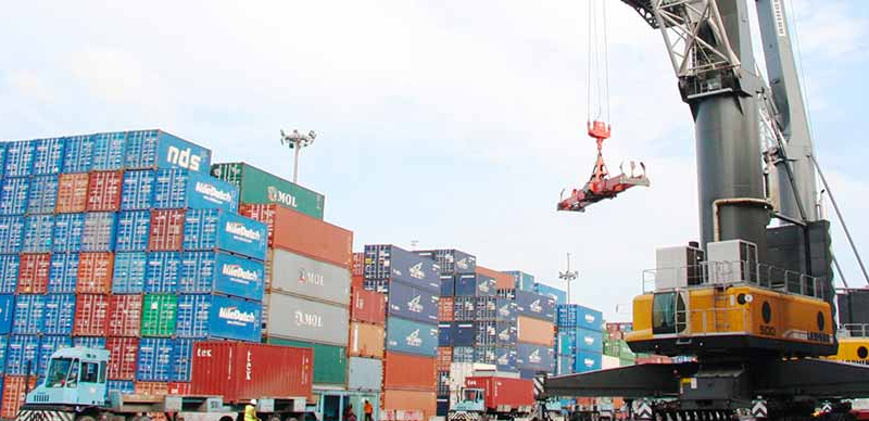 Cargo clearance exchange rate hits N1,356 per dollar