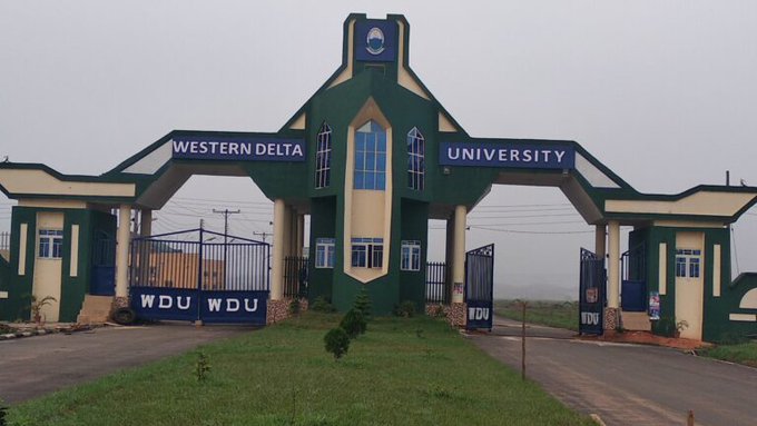 Students flee as armed robbers invade Western Delta University