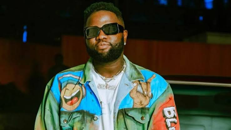 Singer Skales laments Nigerians seeking help from VDM instead of government