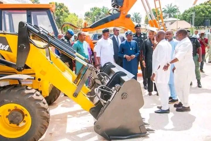 Gov Alia commissions 41 tractors, pushes Benue into a new era of mechanized farming